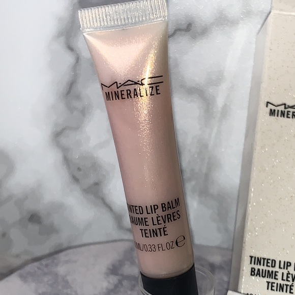 SWEET TOOTH MINERALIZED TINTED LIP BALM MAC (Baking Beauties) - Picture 5 of 14